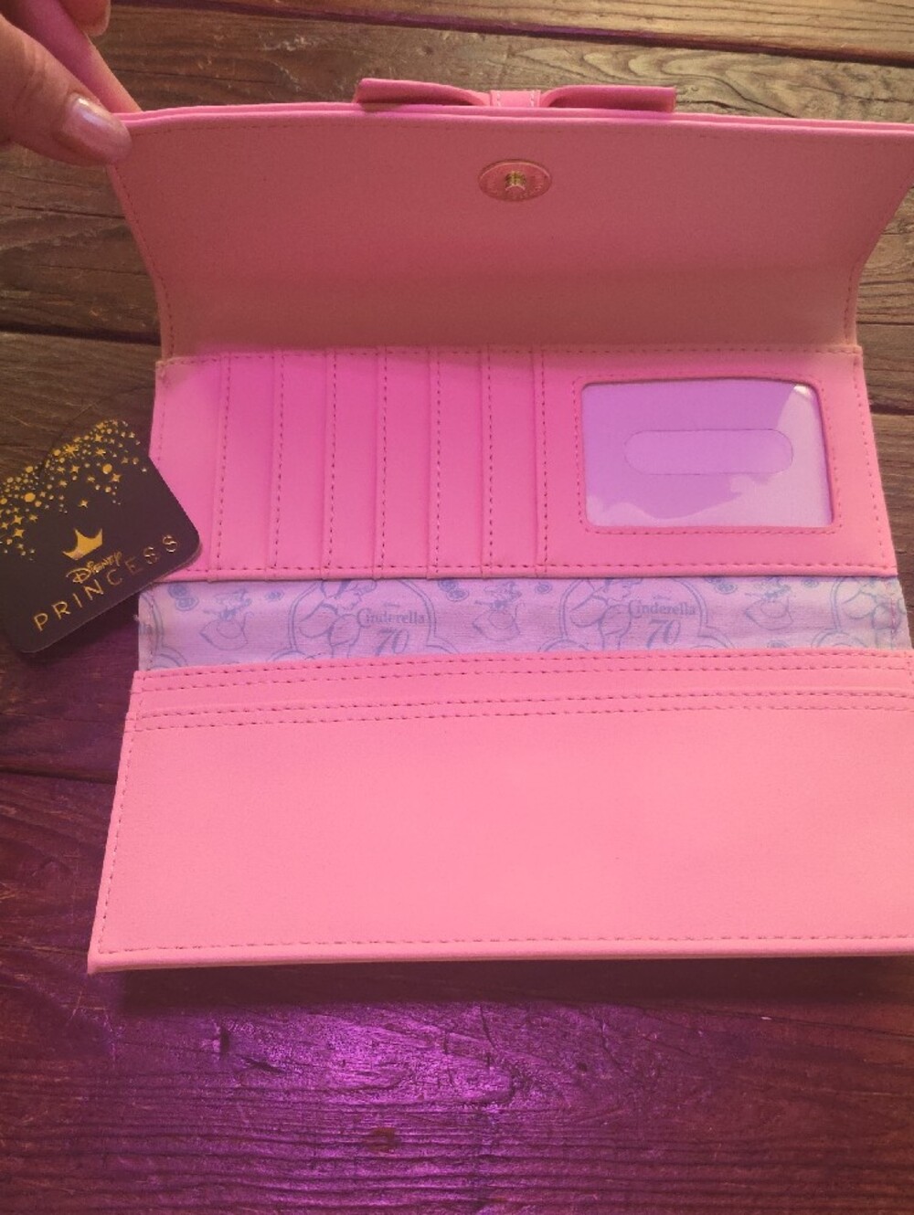 Loungefly Disney Princess Cinderella Pink Dress Wallet NWT - Picture 3 of 5